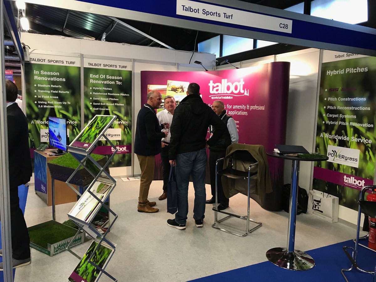 seangoodwin19's tweet photo. End of a busy first day @BIGGA_BTME #excellent @TurfBusiness @TurfMatters #groundsman @Talbot_Ed #powergrass #hybridcarpet great day congrats to the organisers @BIGGA_BTME retweet to be included in our btme draw https://t.co/YytTytEoy3