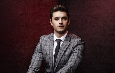 ShentonStage's tweet photo. The hottest men in the West End (according to @PocketSizeBlog, anyway), inc @bencirish, @Ashleyday_86, @WillJayLucas, @Jacob_maynard &amp; more. https://t.co/V8DZa0gqxz https://t.co/OIb7licOR0