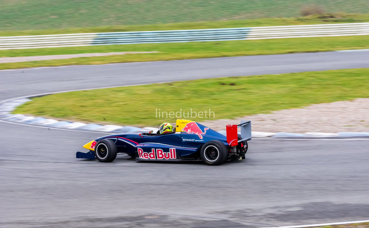 linedubeth's tweet image. un petit essai