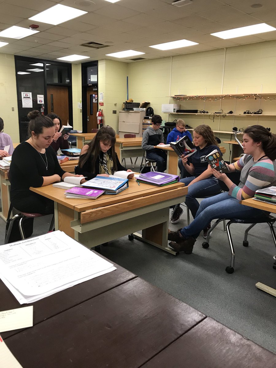 #Tfw they all stop talking and start reading but you can still feel the energy in the room because they’re so excited about #BattleoftheBooks!! #GburgLibrary <a href="/GburgLibrary/">Greensburg Library</a>