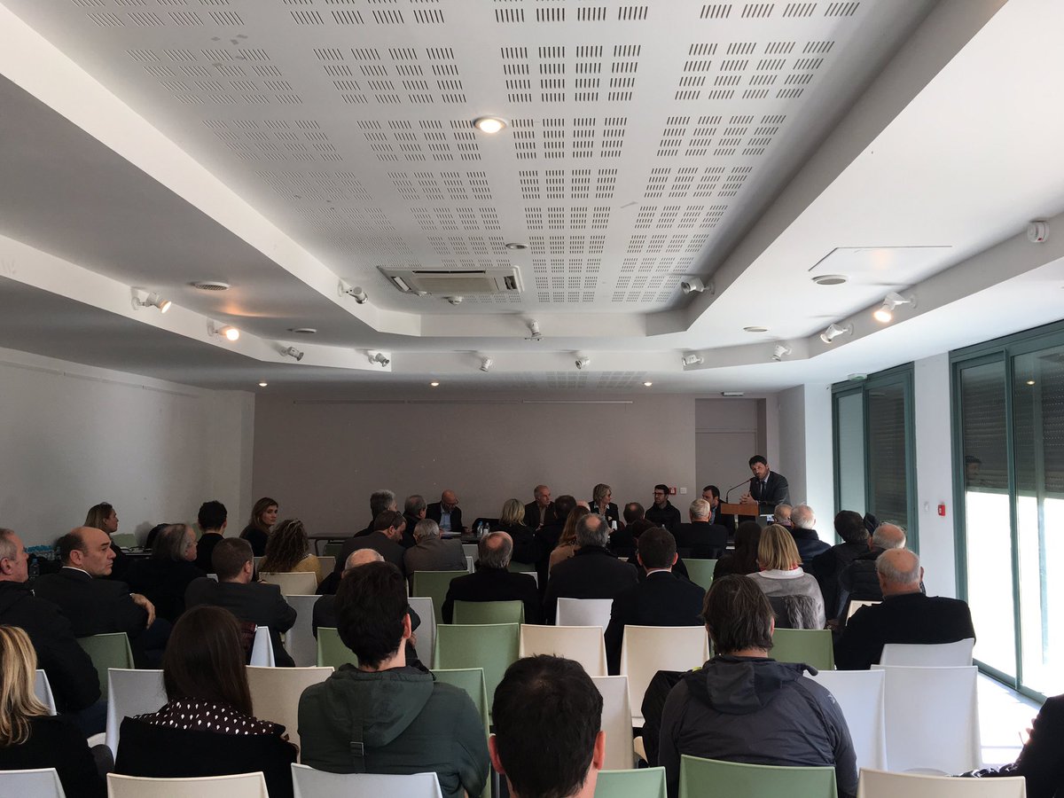 corsica_ports's tweet photo. #Assises de la #montagne : Objectifs ➡️ lutter contre la désertification par des mesures adaptées, qui favorisent le maintien du lien social et libèrent les possibilités de développement économique dans le rural. #cci2a https://t.co/yOwanky6mT