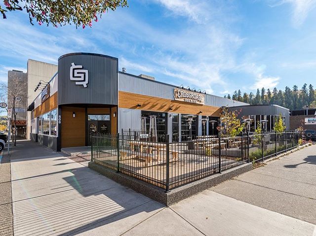 bccraftbeer's tweet image. New Member Spotlight 🍻@crossroadscraft. Welcome!
Opened: 2015
Located: 508 George Street, Prince George BC
BIO: CrossRoads represents Prince George at the geographical centre of the province, highlighted by the convergence of the Nechako and Fraser r… ift.tt/2rxNqz8