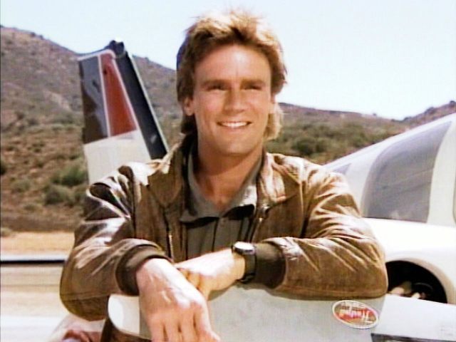 Wishing a very Happy Birthday to the one and only Richard Dean Anderson, from a big fan! 