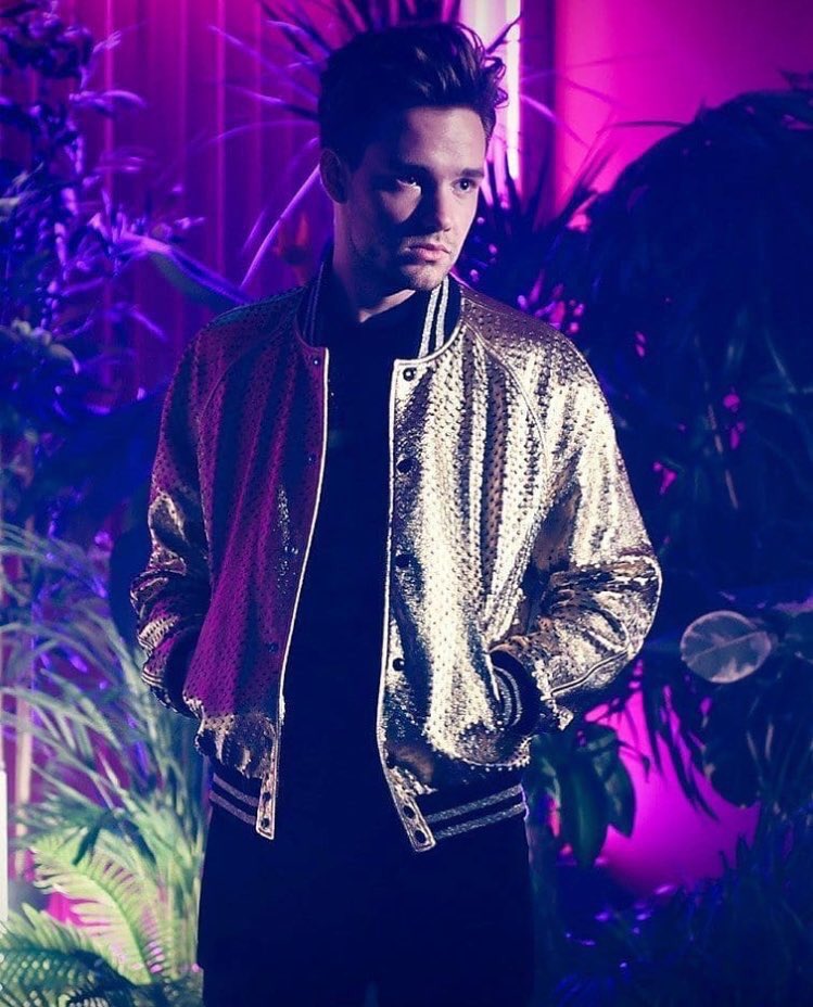 VOTE FOR LIAM #BestSoloBreakout #LiamPayne #iHeartAwards