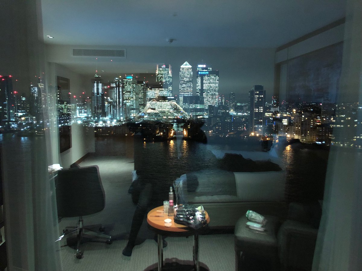 Today’s office #o2 #NTAAwards <a href="/TessDaly/">Tess Daly</a>