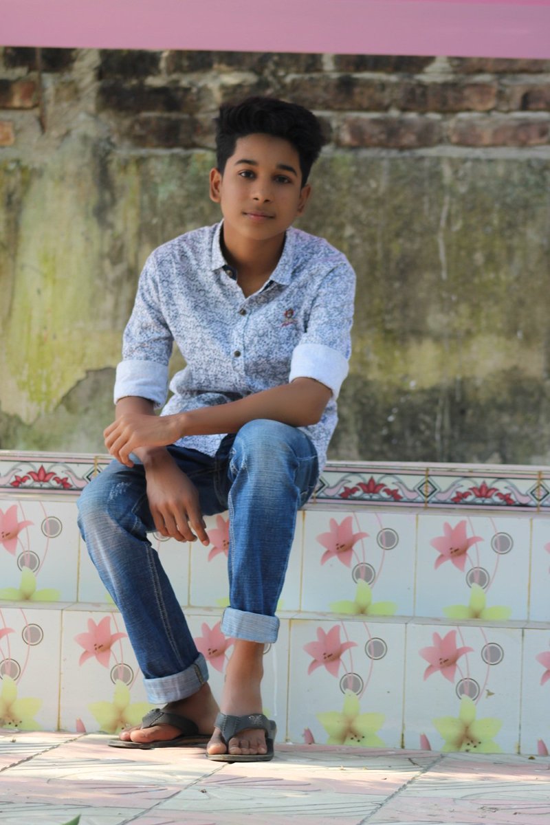 AriYan02314888's tweet photo. One beautiful heart is better than a thousand beautiful faces☺ https://t.co/S2dE4kCpqq