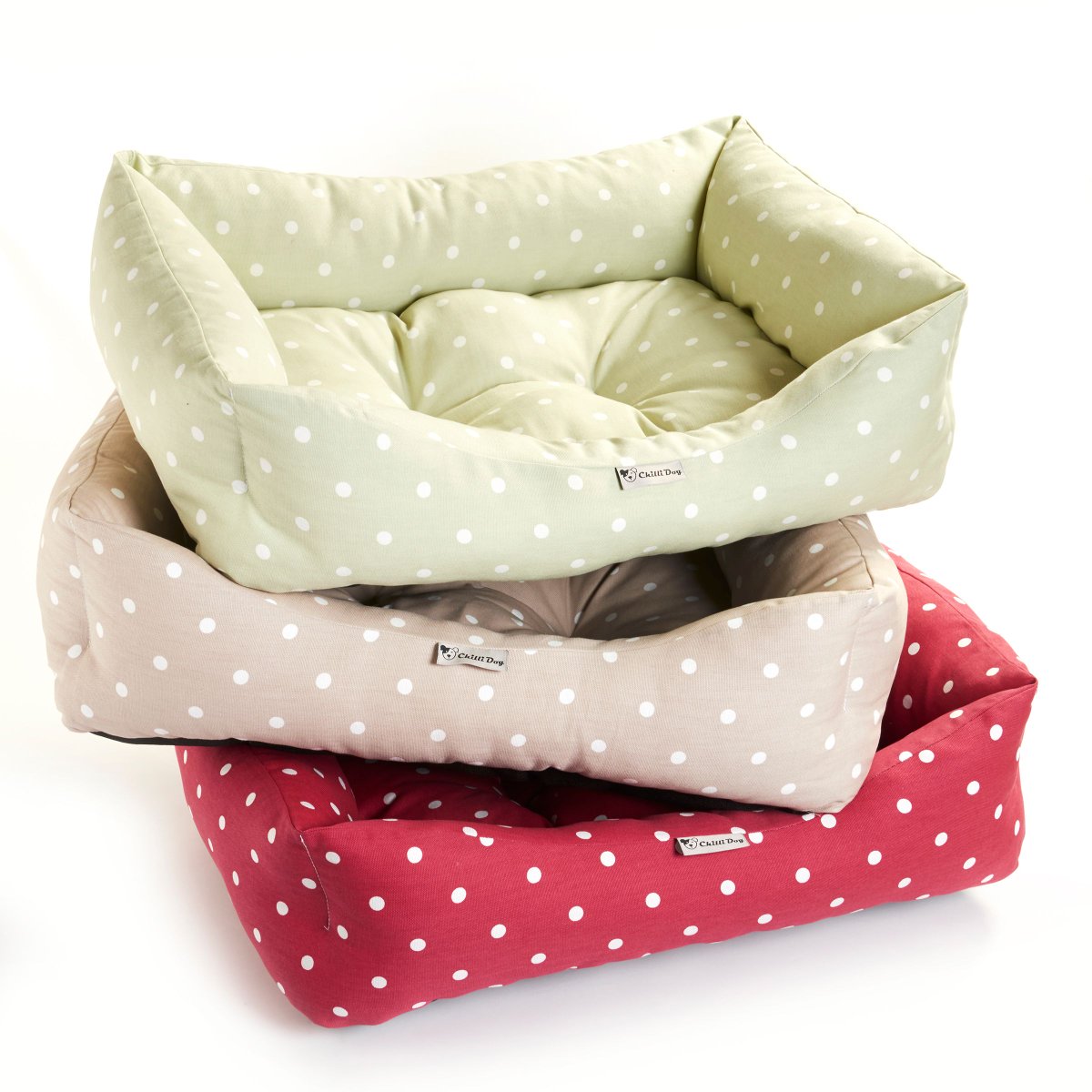 4PetsStore's tweet image. We some awesome new dog beds from Chilli Dog which are all made with a Clarke &amp;amp; Clarke Design fabric take a look at the Daisy and Polka Dog designs online.  We would love to know which is your favourite colour is buff.ly/2DEBMam
