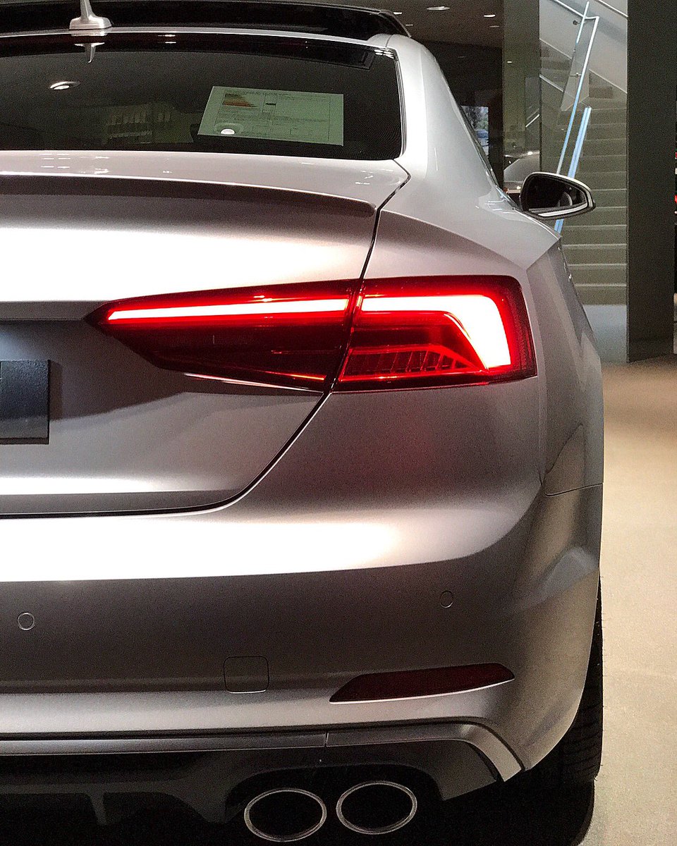 Audittsquattro1's tweet photo. My pic of an #audis5 in #floretsilver #audi #AudiSport #AudiUK @audicitylondon @AudiUK https://t.co/JrwcyGVe5U