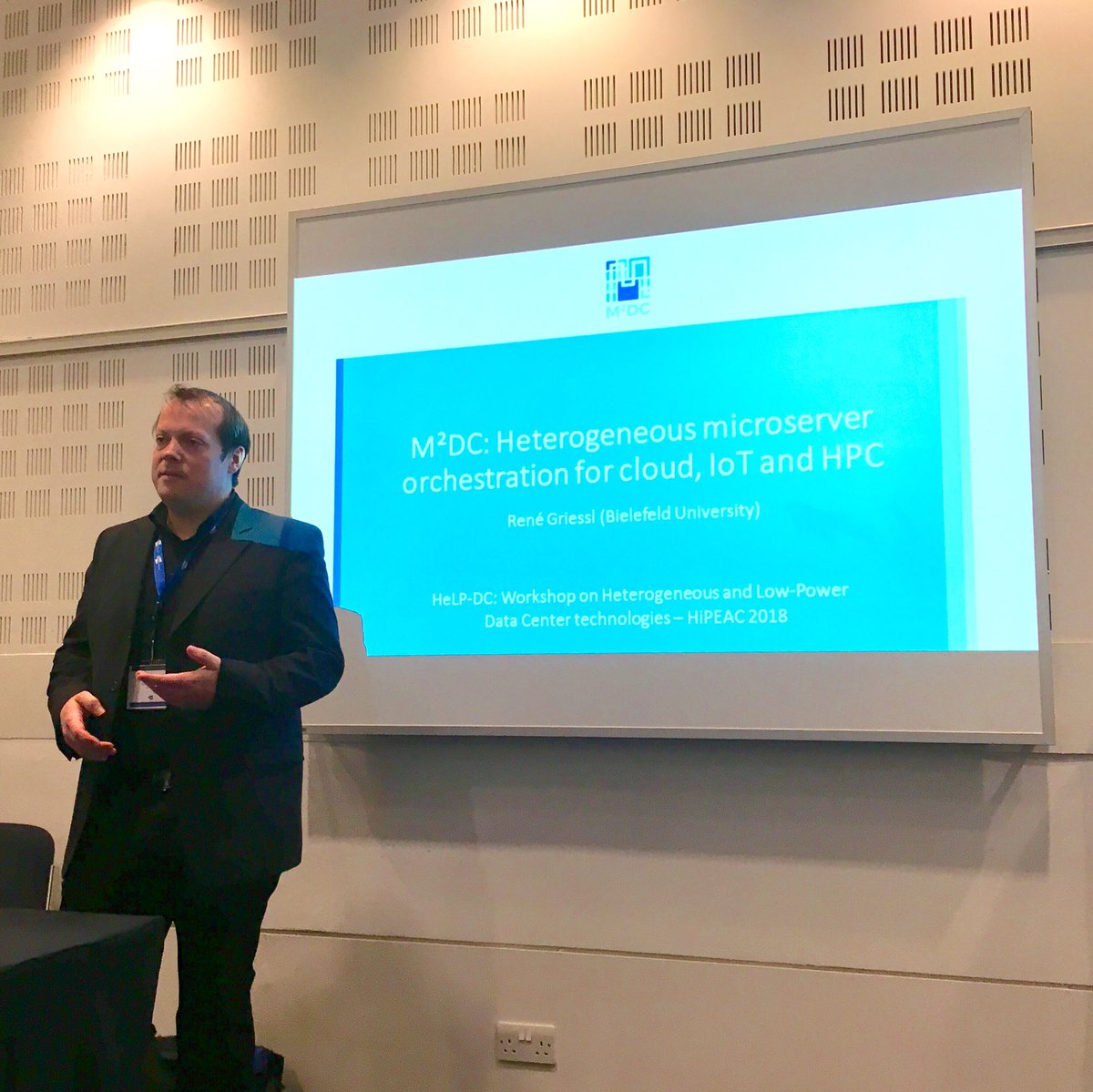 citec_agks's tweet image. René presenting “#M2DC - Heterogeneous microserver orchestration for cloud, IoT and HPC” at HeLP-DC, co-located with #HiPEAC2018