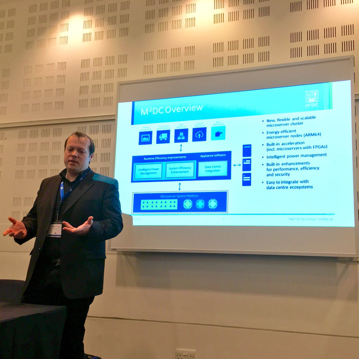 citec_agks's tweet image. René presenting “#M2DC - Heterogeneous microserver orchestration for cloud, IoT and HPC” at HeLP-DC, co-located with #HiPEAC2018