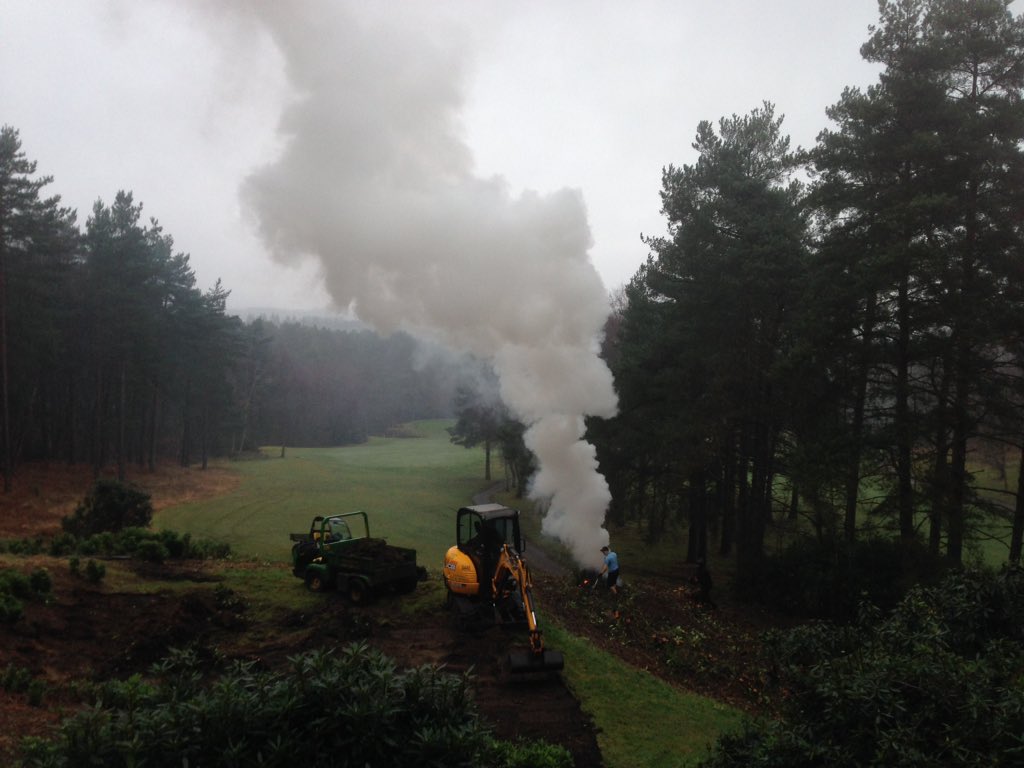 robbyB15's tweet image. Decent day, drainage for the ladies tee and more tree clearing 🔥👌@OldThornsHotel @andywikki
