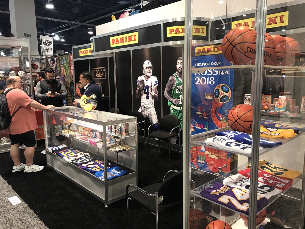 SportsCardNews's tweet photo. Panini America has free packs of Revolution Basketball. https://t.co/DfMnZKTPgl