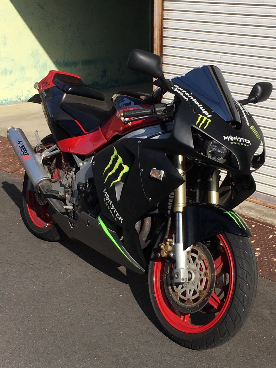 cbr600rr 寂しく pc37 ゼッケンカウル ヘッドライトカバー 片目 耐久 cbr600rr 寂しく pc37 ゼッケンカウル ヘッドライトカバー 片目 耐久