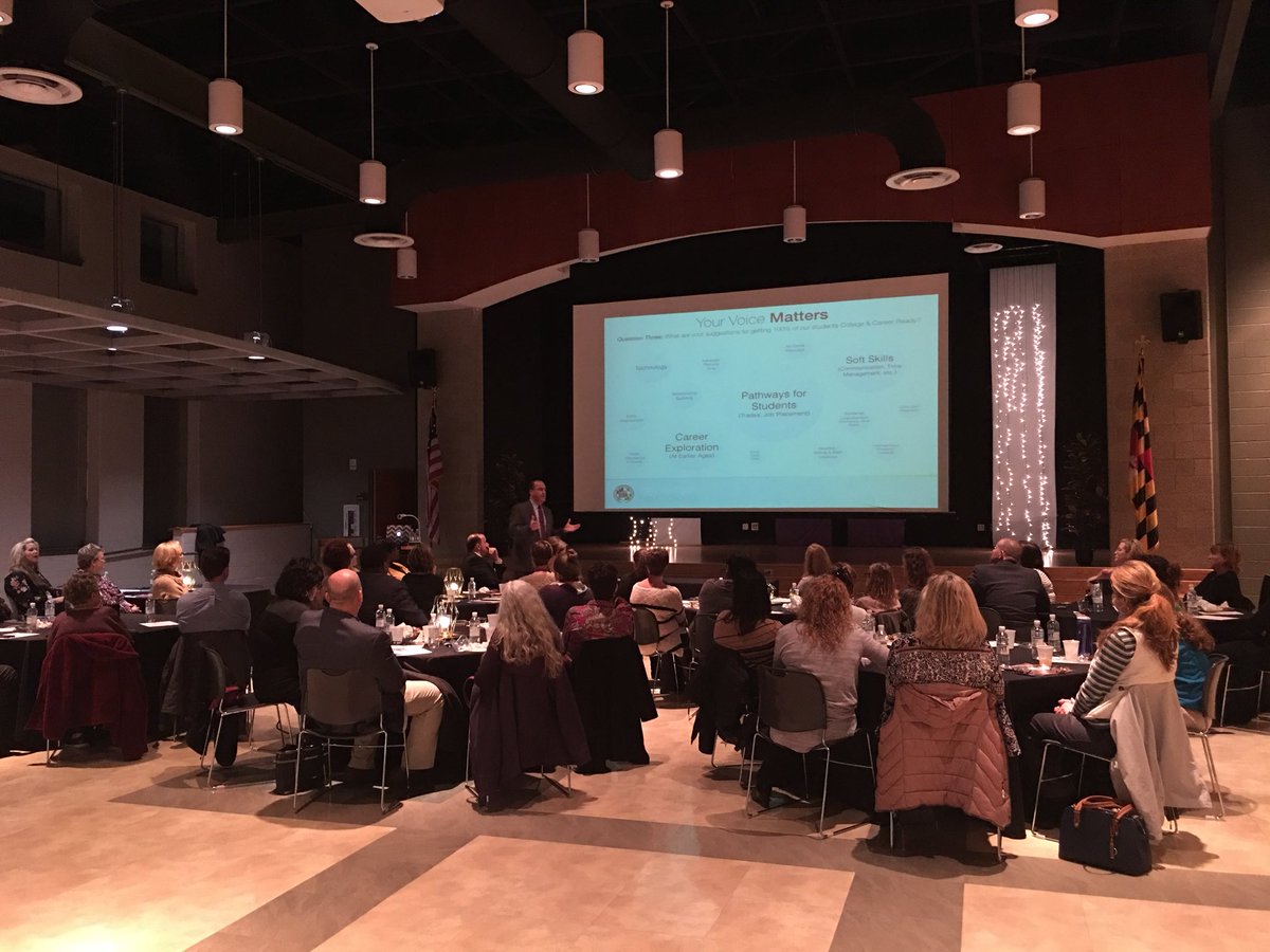 WorTechculinary's tweet photo. Snow Hill area SIAC tonight at Worcester tech. Community & Education working together ! #wcps #wortechculinary # acfchefs # alwayslearning https://t.co/R6Du2gPdOn