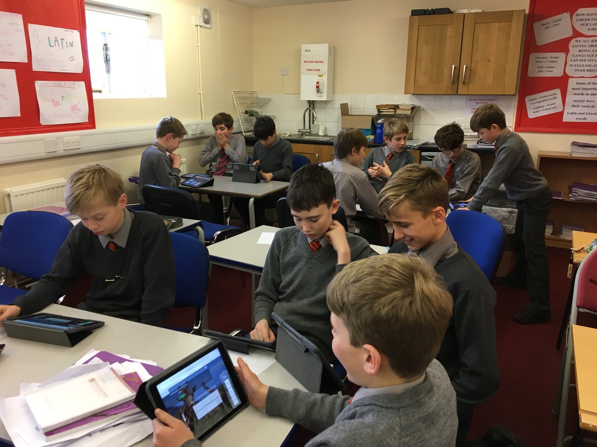 MoulsfordLatin's tweet photo. Some light relief for 8M after finishing practice scholarship papers today! #quizletlive #vocab https://t.co/7Mp1oZMLvF