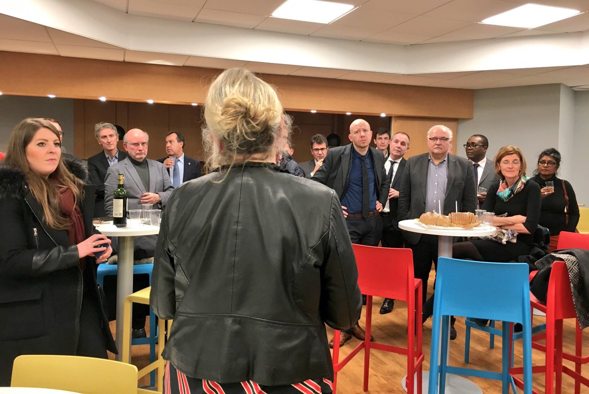 Salon de la Copropriété et de l'Habitat 🏢 (@saloncopro) on Twitter photo 🗣 Entendu au #ClubCopro <a href="/olivia_milan/">Olivia Milan</a> « Les thèmes de la prochaine édition du #SalonCopro 2️⃣0️⃣1️⃣8️⃣ seront la maîtrise des charges et la #copropriété #numérique ! » 🏢📲 Œuvrons tous ensemble pour une #CopropriétéHeureuse 💙 🗣 Entendu au #ClubCopro <a href="/olivia_milan/">Olivia Milan</a> « Les thèmes de la prochaine édition du #SalonCopro 2️⃣0️⃣1️⃣8️⃣ seront la maîtrise des charges et la #copropriété #numérique ! » 🏢📲 Œuvrons tous ensemble pour une #CopropriétéHeureuse 💙