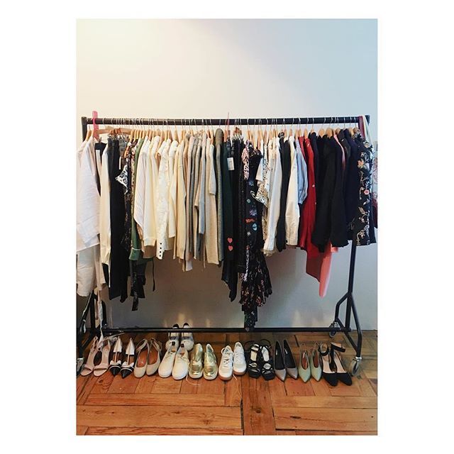 representedby.ME (@stylistme) on Twitter photo #Repost @carolinefashionstylist
・・・
Today’s rail for <a href="/poppydelevingne/">Poppy Delevingne</a> and <a href="/cdelevingne/">Chloe Delevingne</a>
Exciting new campaign coming soon.... Thanks to @blackwhitedenim .
.
.
#fashionstylist #blackwhitedenim #fashion #style #shoot #springstudios #whaticallwork #london ift.tt/2rwkRBX #Repost @carolinefashionstylist
・・・
Today’s rail for <a href="/poppydelevingne/">Poppy Delevingne</a> and <a href="/cdelevingne/">Chloe Delevingne</a>
Exciting new campaign coming soon.... Thanks to @blackwhitedenim .
.
.
#fashionstylist #blackwhitedenim #fashion #style #shoot #springstudios #whaticallwork #london ift.tt/2rwkRBX