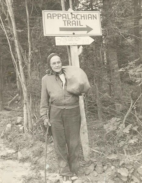 vtlivingcom's tweet photo. VT Hiking Guide #hike #appalachiantrail #longtrail #greenmountainhikes #conservation #hikevt #KingdomTrails #VTGuides #VOGA https://t.co/ny8zCg3uPy https://t.co/l7JmfzYhIM