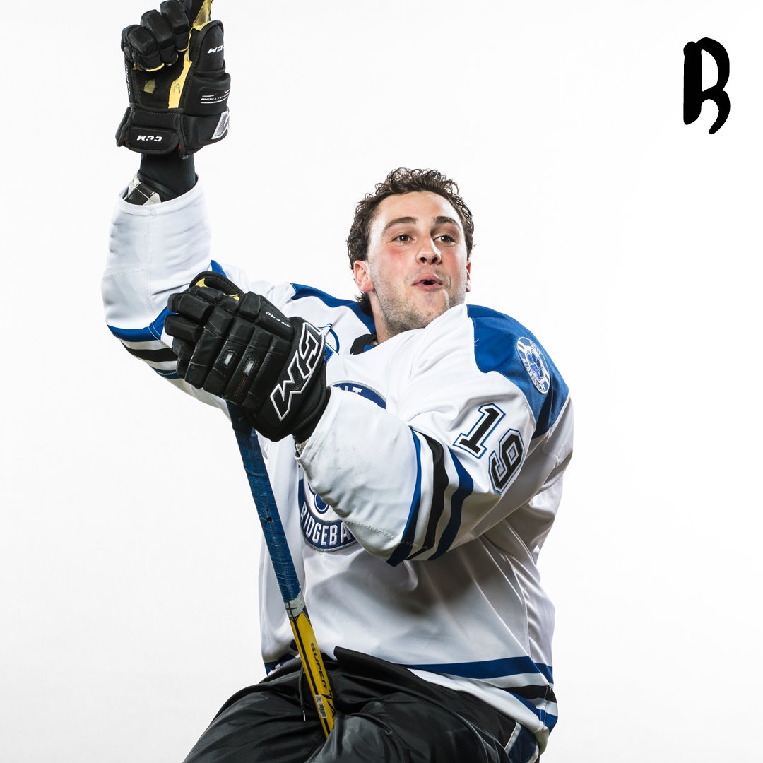 OUAsport's tweet photo. Awards season is a time to celebrate, so as we continue our nod to the #OscarNoms, it's time the #OUA does the same!

The OUA-scar nominees for Athlete Celebration are...🏆

📸 @MPHcentral https://t.co/PMpGq6bBcg