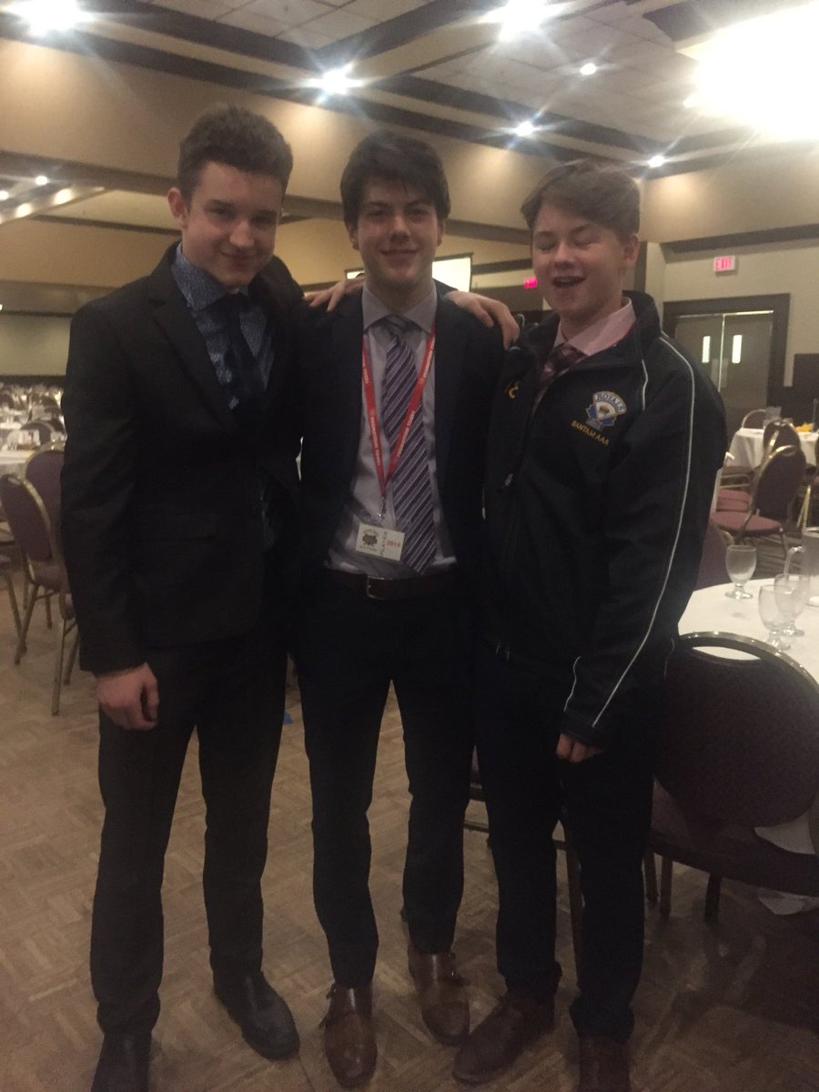 Alex Walicki tweet media