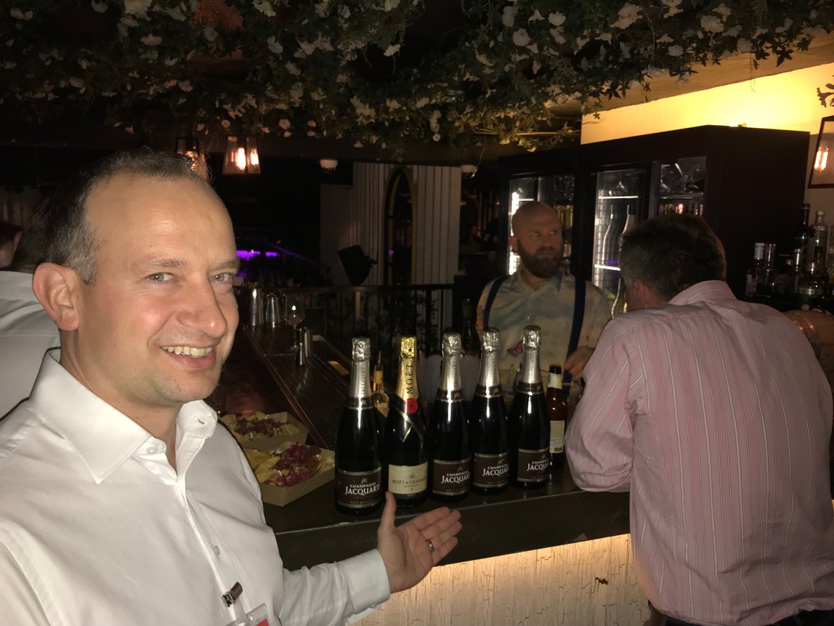 We are the champions <a href="/rdhopkaca/">Robin Hopkins</a>  <a href="/londonchamber/">London Chamber of Commerce and Industry</a> thanks for hospitality from <a href="/MenziesLLP/">Menzies LLP</a>