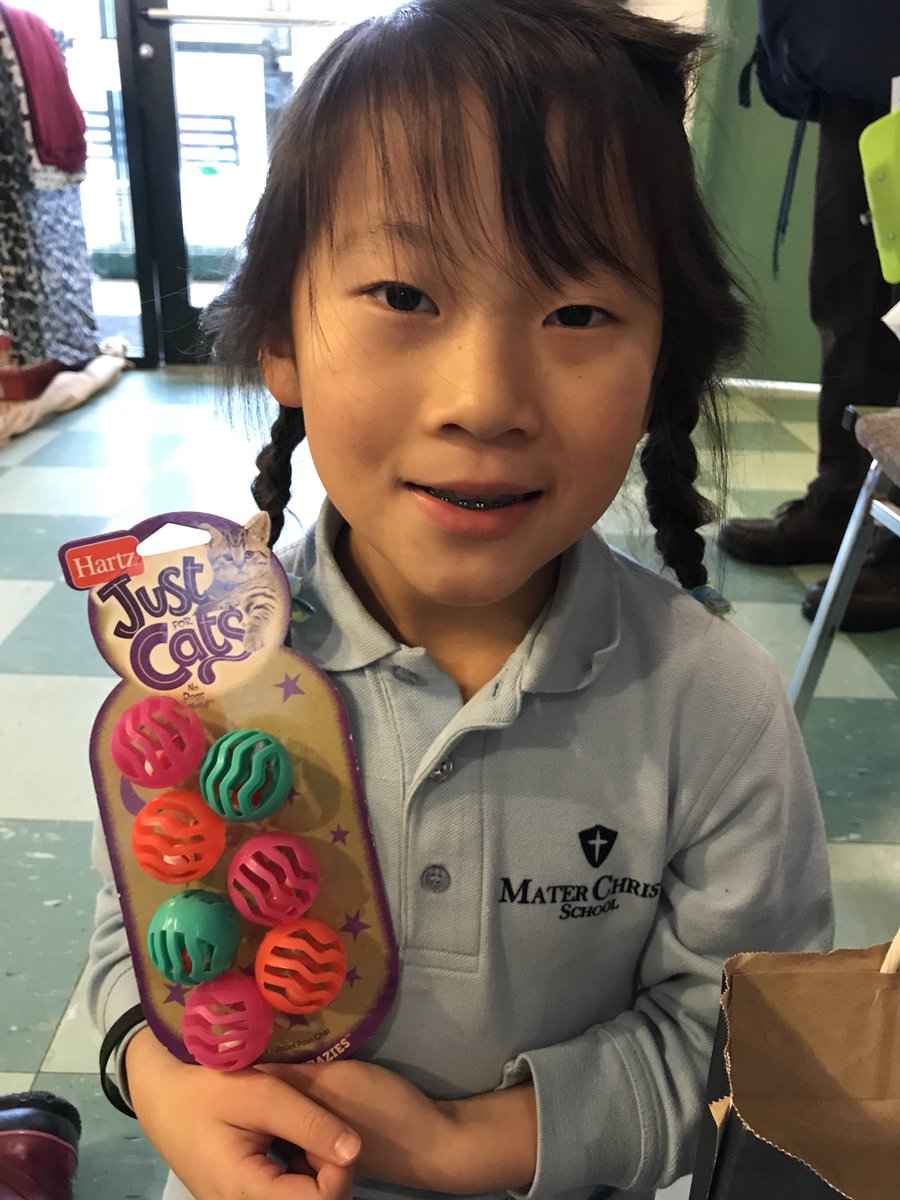 MCBakerVT's tweet photo. Congrats 3rd grader Ziva for donating your birthday gifts &amp; money in honor of animals in need!  #HSCCVT @MaterChristiVT raising kids right! https://t.co/pzCJ3ebwsv