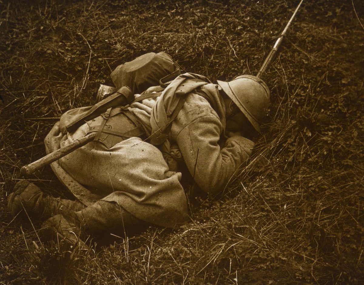 Nous nous réjouissons de notre prochain projet: une collaboration à  l'exposition temporaire "1918 - guerre et paix" au Nouveau Musée Bienne.

bit.ly/2Bld7Cp