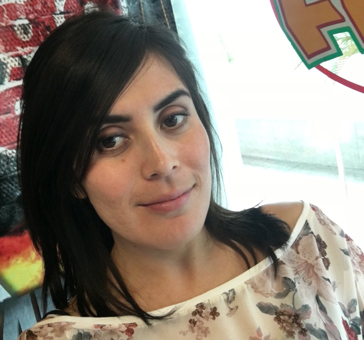 SoyLeticiaOk's tweet photo. Saludos desde cabina de @FiestaMex1023 #CabalisticoMundo https://t.co/IqdWdUTHb5