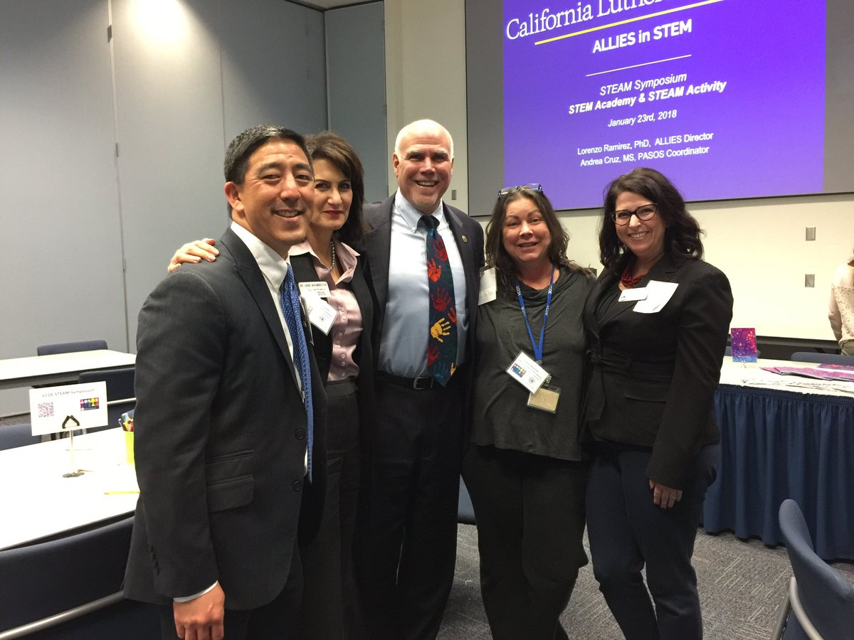 tracywatanabe's tweet photo. Fabulous learning and collaborating in Ventura County @sonnymagana @JaneJwagmeister @nathan_inouye @cathyreznicek @VCOESTEM #vcedu https://t.co/NKRCL5XoxH