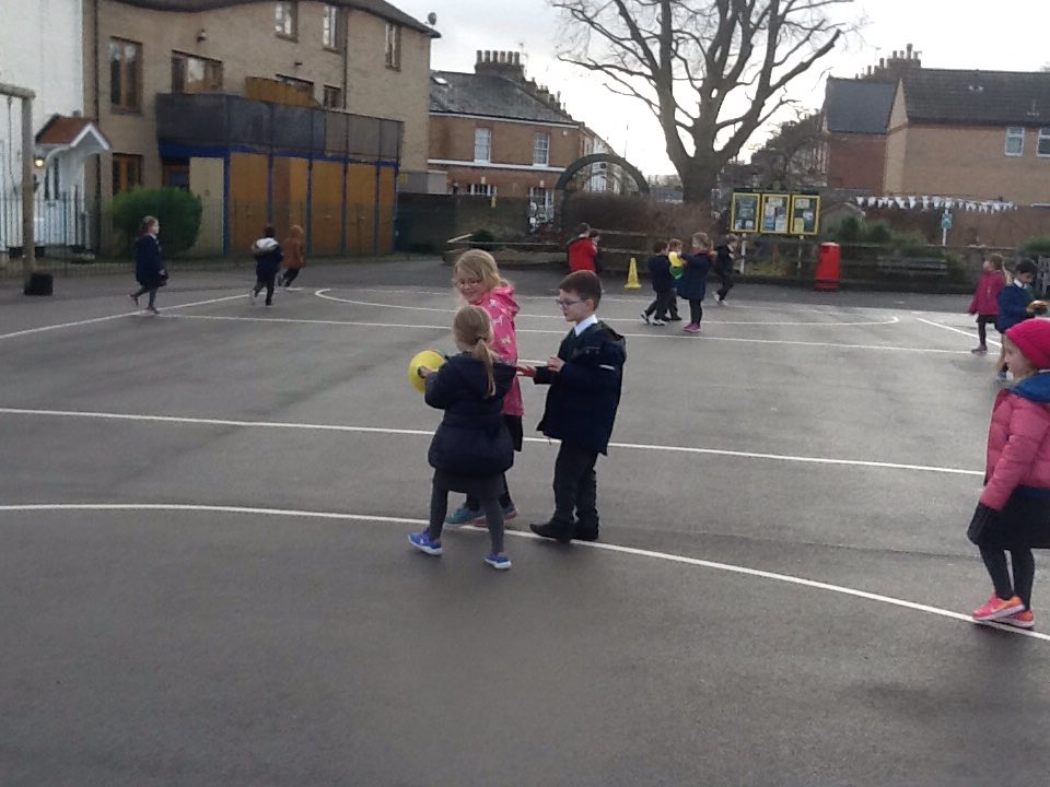 NorthTownPE's tweet photo. Tilly The Train's Big Day with @NorthTownKB @NorthTownCR controlling our trains using traffic lights. #STOP #GETREADY #GO Great concentration everyone! #FirstFUNS https://t.co/mP5b6PhZvf