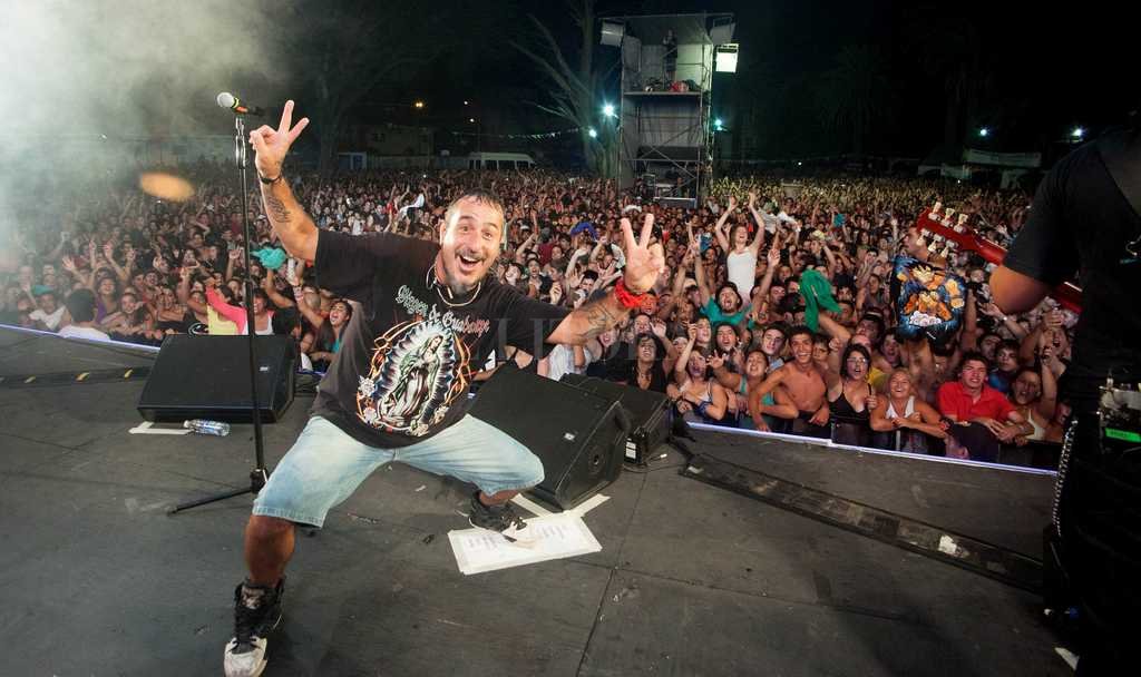 ¡CONFIRMADO!
Si, si, si !
<a href="/KAPANGASOK/">KAPANGA</a>  REGRESA A PARANÁ
11 DE MARZO - GRATIS - FIESTA NACIONAL DEL MATE