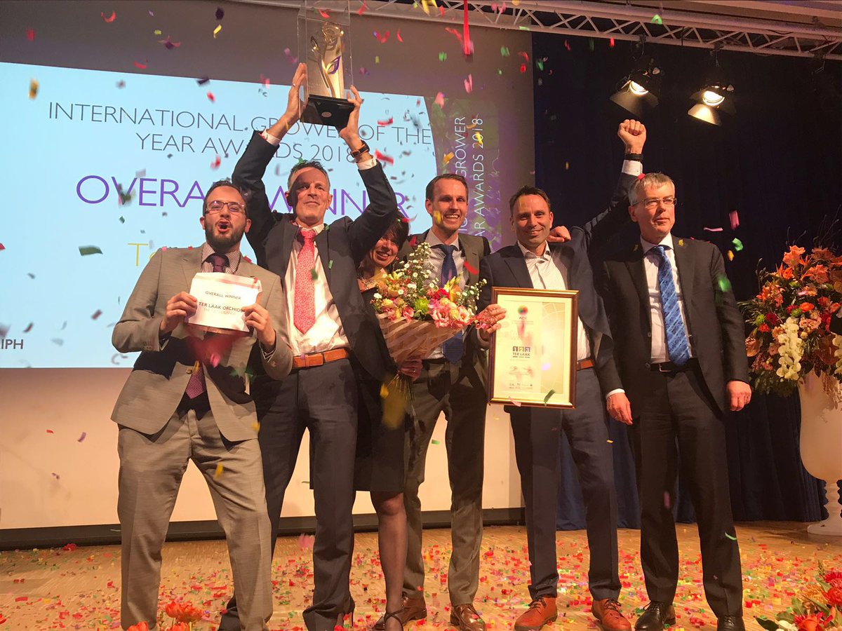 Wauw!! Wij zijn verkozen tot International Grower of the Year 2018 én winnaar van de duurzaamheidsprijs! Wat een enorme eer! Grote dank naar ons team, onze trouwe relaties en natuurlijk <a href="/TOPtuinbouw/">Tuinbouw Ondernprijs</a> en <a href="/FloraHolland/">Royal FloraHolland</a> voor de voordracht. DANK!! orchidee.nl/nl/Over-ons/Ni…