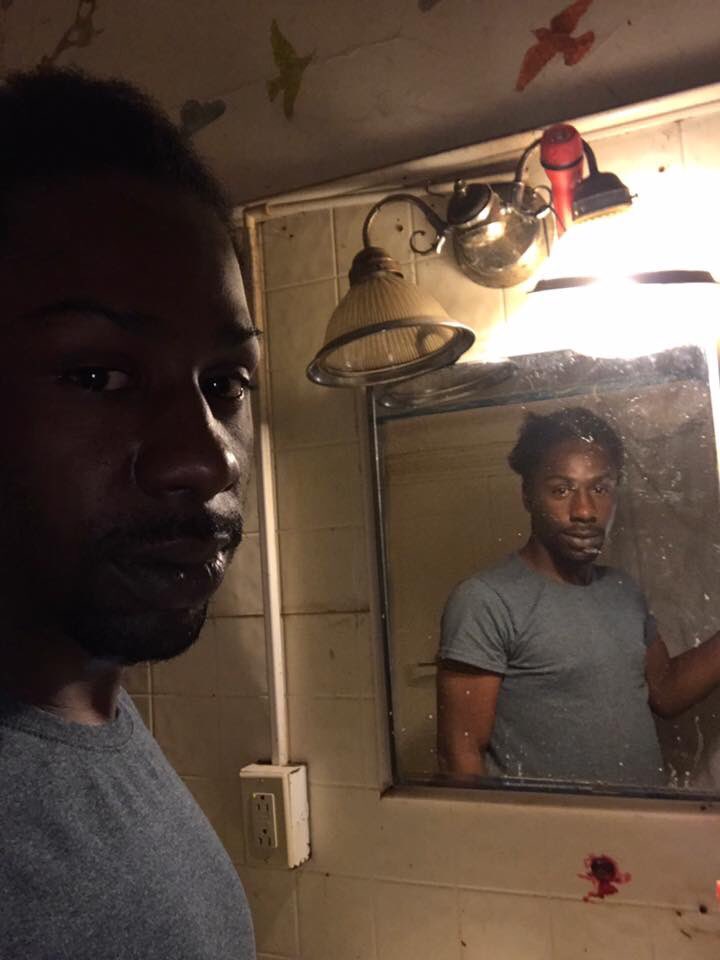 HaughvillianJay's tweet photo. 😂😂 somebody explain this shit to me https://t.co/JtvYkZngQp