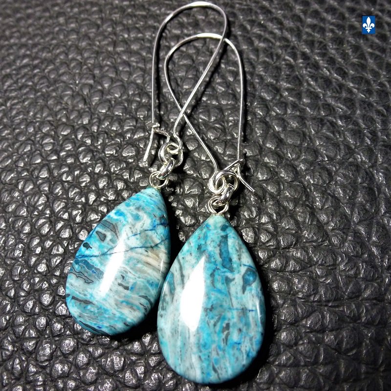 BijouxQuebec's tweet photo. Some new things added to my great  
#auctions #auction #deal #deals list

https://t.co/vVCZAVXzQA

 #closing #ebay #store #artisan #quality #jewelry #jewellery https://t.co/DYFcTkYx67