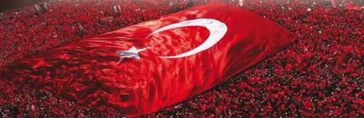 Maalesef Afrin Ömer Uşağı Kuzeyi Bölgesinde 1 Şehit daha verdik.Meselesi Vatan olanın,
Kulağı Ezanda olanın,
Davası Millet olanın,
Derdi Devlet olanın,
Kanı Bayrak olanın,
Gözü karadır.
Ne can görür, ne de canan...Vatan Sagolsun..