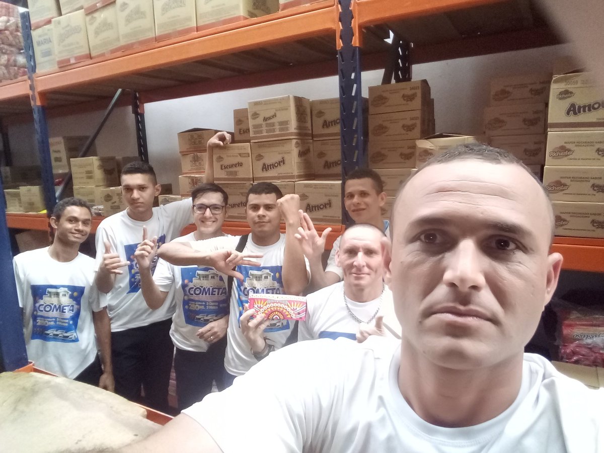 SergioBezerra03's tweet photo. Nenhum Trabalho De Qualidade Pode Ser Feito Sem Concentração E Amizades.!😉||👷||👍||🍃||📈||
#EquipeDeTrabalho👷#SóFeras👍 https://t.co/FyeXTFw6R6