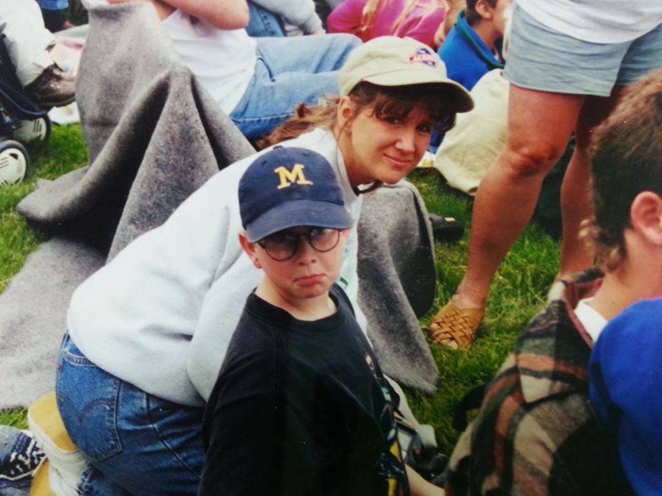 tyleroakley's tweet photo. it's my mom's birthday!! we love her. hbd queen jackie!! here's a playlist of all the videos we've done together: https://t.co/HwKufBZrrm https://t.co/dDIdXsy9Le