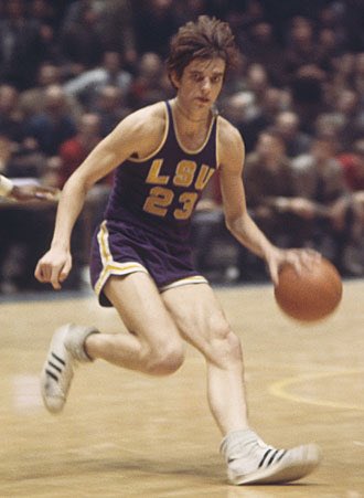 SeriousStrange's tweet photo. Pete Maravich, a pro basketball player, once said, “I don't want to play 10 years in the NBA and die of a heart attack at age 40." He went on to play pro ball for 10 years and died of a heart attack. He was 40-years-old. https://t.co/xOlySx6e58
