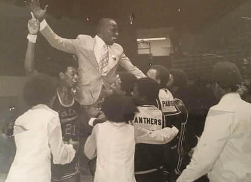 mgmsports's tweet photo. Coaching legend, Alabama State graduate Willie Averett dies at age 90. 

Coached J.F. Shields to a state championship in 1972. Was inducted into the Alabama High School Sports Hall of Fame in 2005.

#myasu

https://t.co/cZSoLgim1M https://t.co/JLnAgxDx86