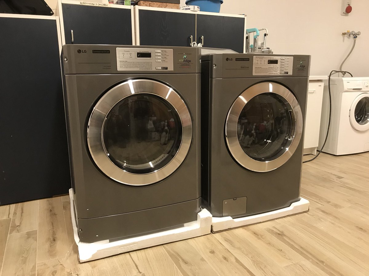 gianmarcosac's tweet photo. #Zevio #Verona #perfezione in #lavanderia #esclusive #straordinarie #GEMELLE
#EcoLavatrice #LG #Professional kg 13
 #LAVAGGIO #IGIENIZZAZIONE
#EcoAsciugatrice Professional 
#ASCIUGATURA # STIRATURA #SANIFICAZIONE #TOP #SUPER #MIGLIORE #UNICA #IRRAGGIUNGIBILE # https://t.co/624M2HNe79