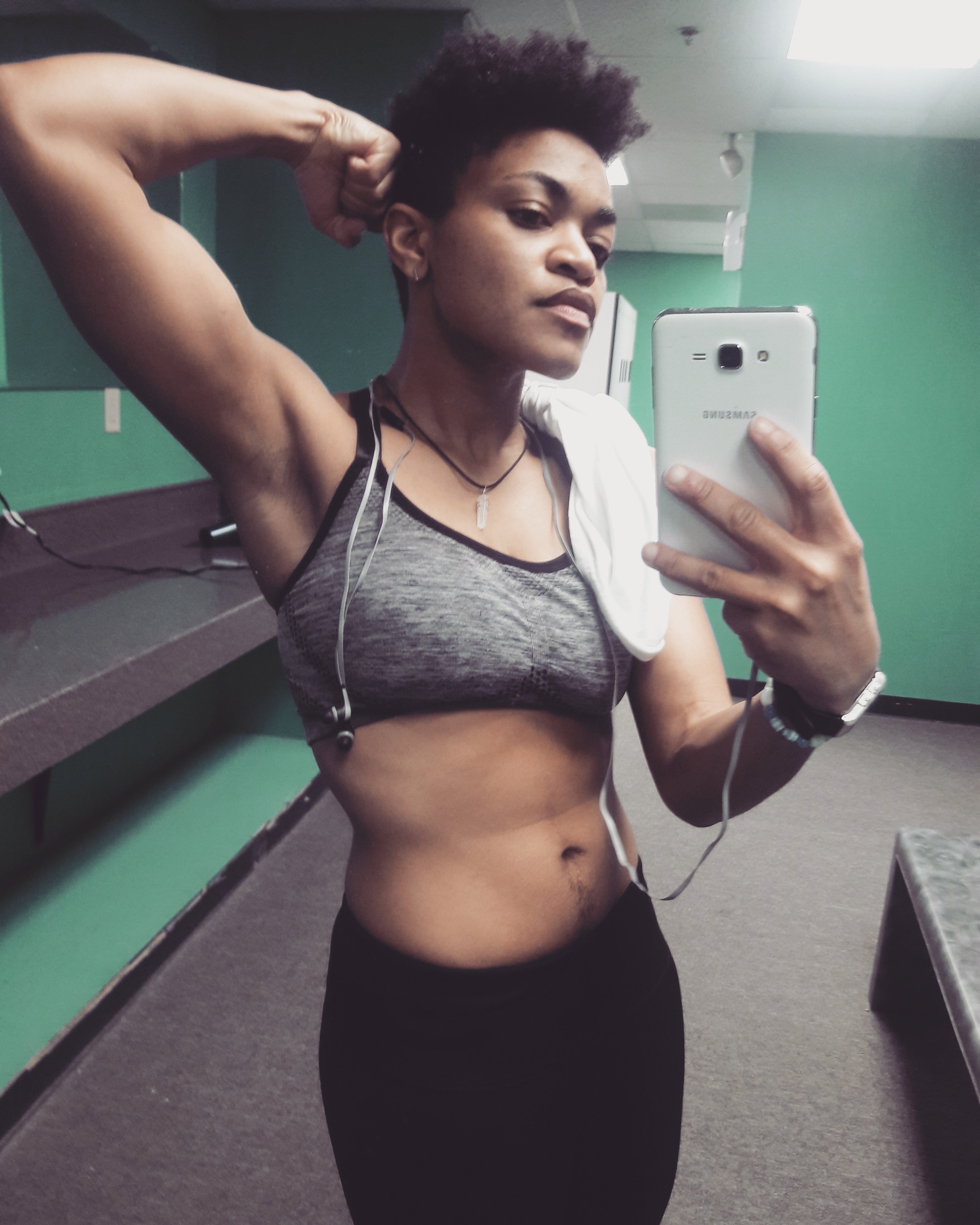 Danielle Johnson on X: “I shave my pits but leave my happy trail 