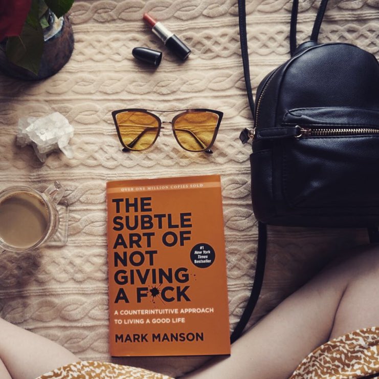 nattkristine_'s tweet photo. Tuesday afternoon necessities 📙 
Book by @markmansonnet
Recommended by @cthagod 
Glasses - Lantana Beauty supply
Backpack @forever21 
Lipstick @maccosmetics #book #books #bookstagram #bookshelf #readers #booklover #fashion #blog #blogger #blogging #fashionblogger #Reading #read https://t.co/EPTUxjqydQ