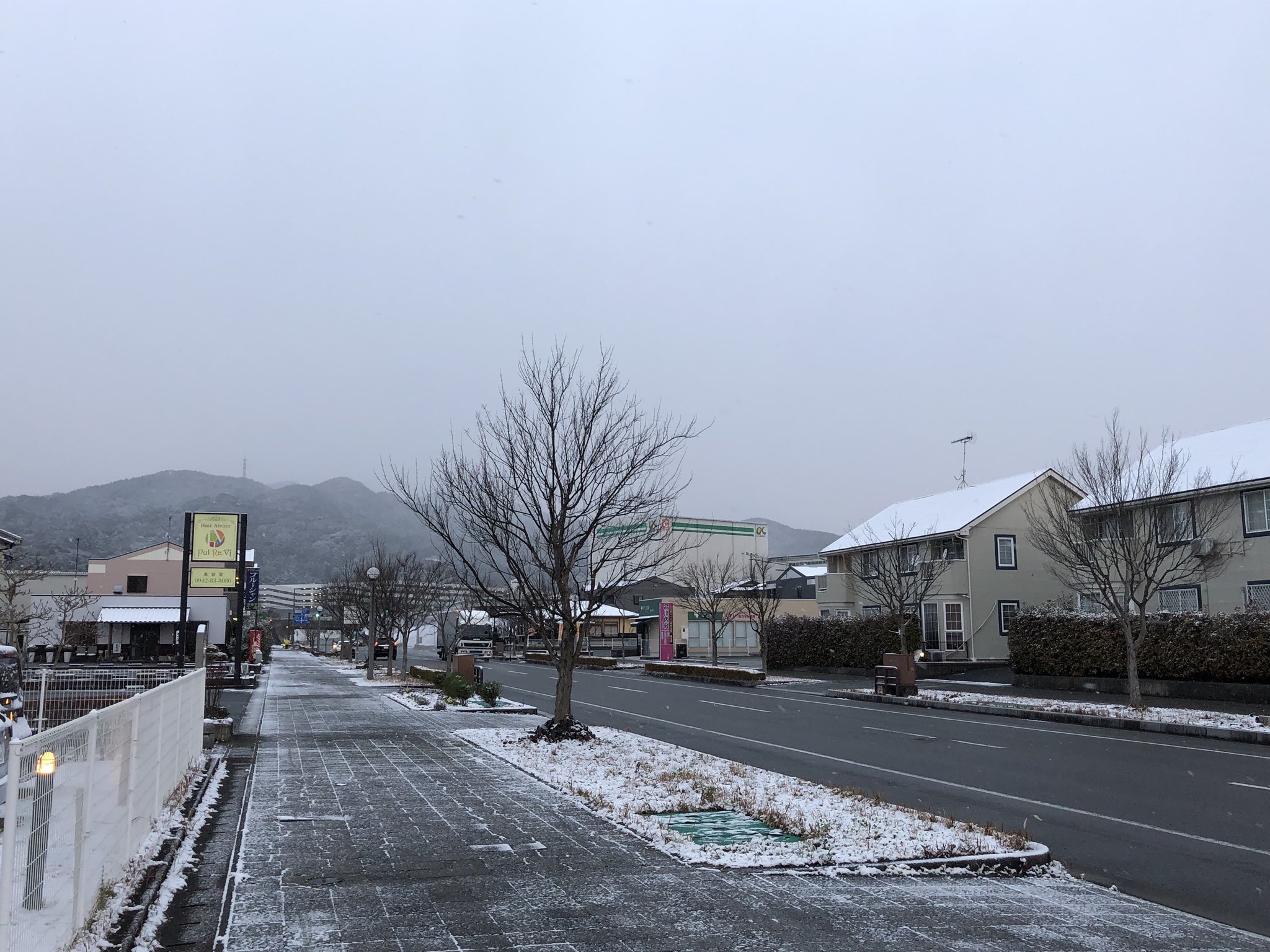 株式会社モスク クリエイション 目が覚めたら 鳥栖は雪 九州も雪が降る これから大分にgo T Co Pxxk4bxgfb Twitter