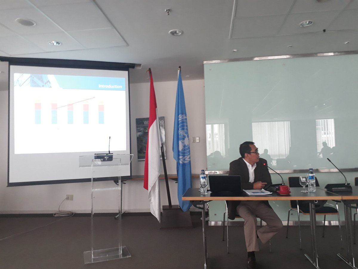 IkhsanModjo's tweet image. Adhitya Wardono from University Jember present the paper on the role of credit guarantee for Small and Medium Enterprise.

@UNDPIndonesia @FKP_Indonesia @ANUIndonesia #innov4dev