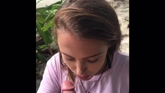 Thank you for buying! Blowjob in the beach. Get yours here https://t.co/1nN13QCYhx @manyvids #MVSales