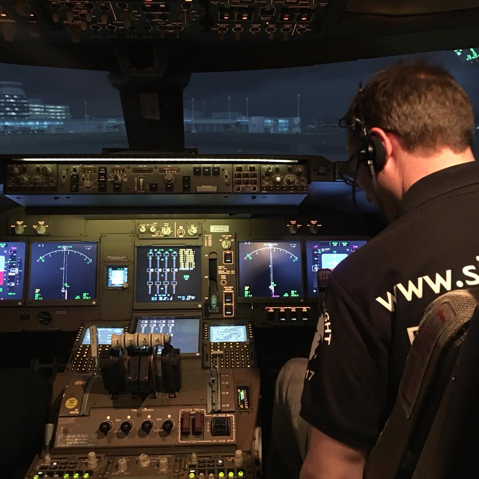 simfest's tweet photo. Preparing G-BNLL for a little tour around Europe last weekend. MAN-LHR is a bit shorter than the average #B747 sector but lots of fun! #qots https://t.co/Q9BKT1KWmX