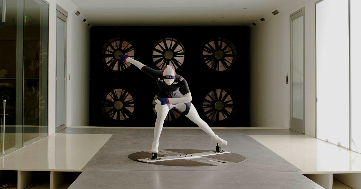 tech_sophie's tweet photo. Under Armour's Olympic Speed Skating Suit Looks to Defeat Physics #Tech https://t.co/jdFozXqEMa https://t.co/KUy22ze7lG
