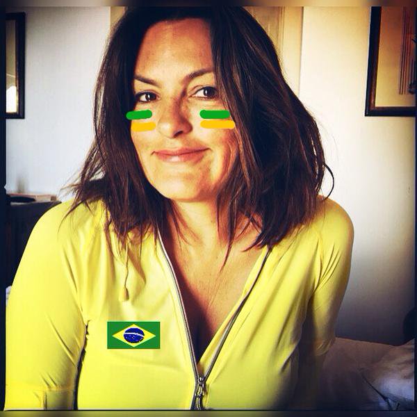 HAPPY BIRTHDAY HARGITAY!!!

Brazil loves you Baby
HappyMariskaDay 