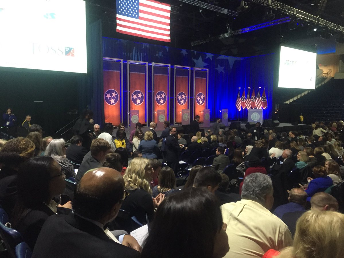 jeromehammond's tweet photo. Great to be at the gubernatorial forum with the #TICUA Executive Leadership Institute. #EduForum18 https://t.co/AoFhssNFyb