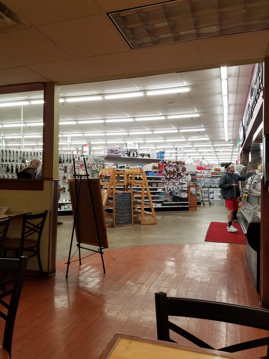 cattheterrible's tweet photo. Had a nice dinner at Ace Hardware #usd #vermlife https://t.co/6aWqt5Z7A4